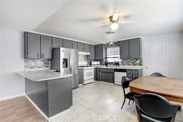 MLS #SW25110379 image #2