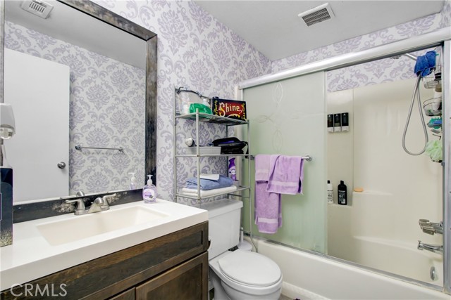 MLS #SW25110379 image #8