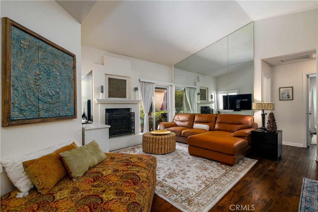 MLS #SW25112090 image #2