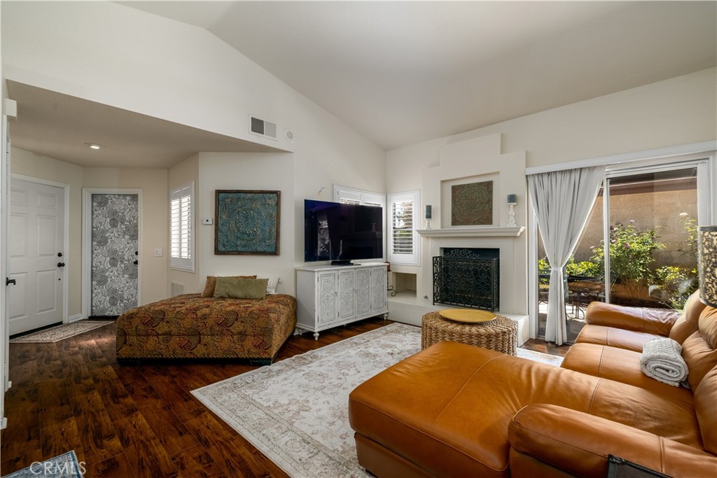 MLS #SW25112090 image #3