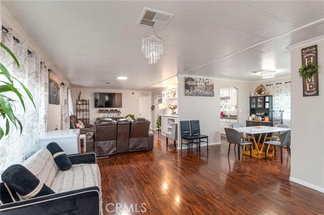 MLS #SW25112372 image #8