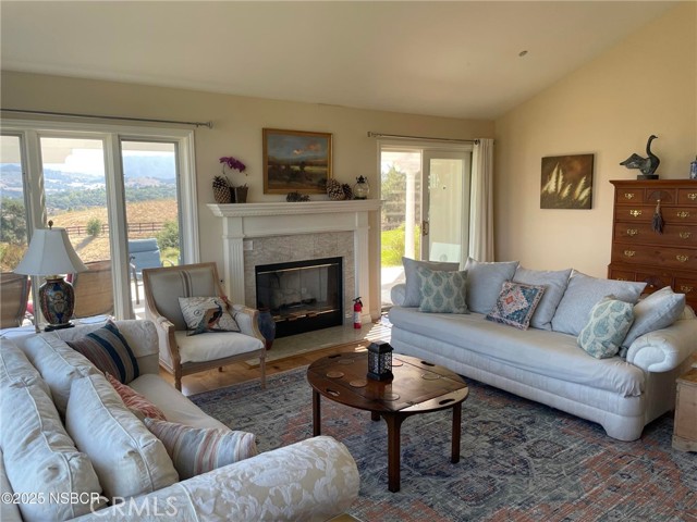 MLS #SW25123321 image #2