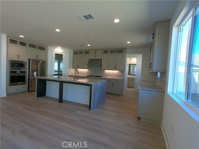 MLS #SW25134146 image #9