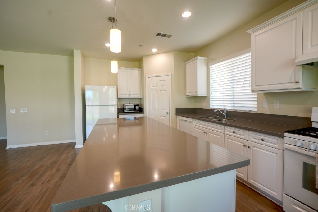 MLS #SW25134983 image #5