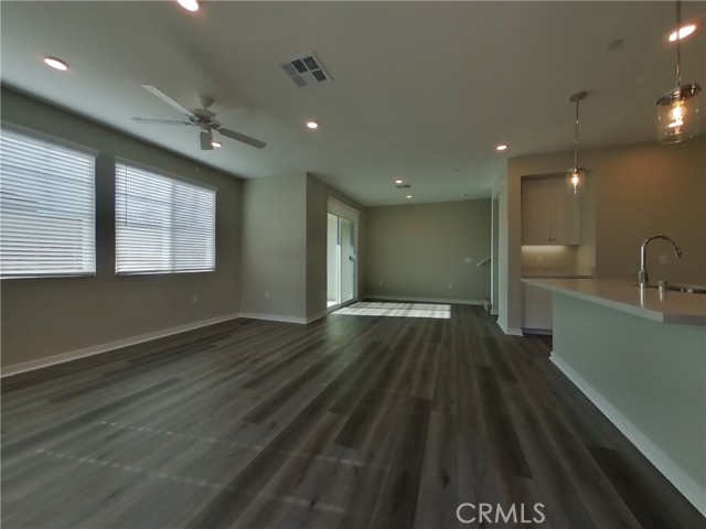 MLS #SW25142400 image #1