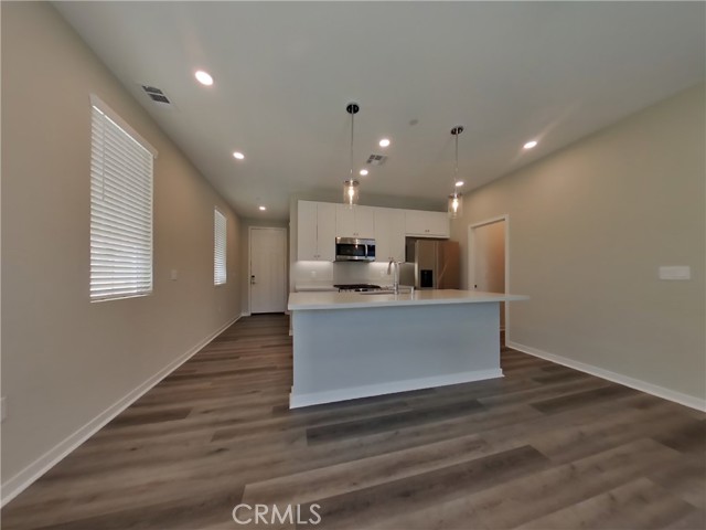 MLS #SW25142420 image #2