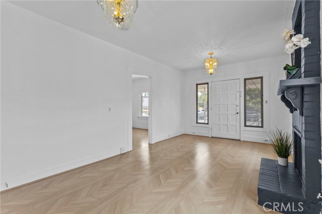 MLS #SW25158031 image #9