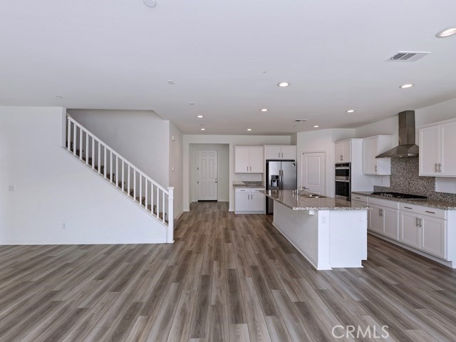 MLS #SW25162360 image #8