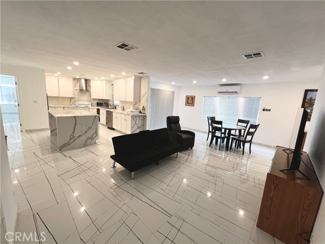 MLS #SW25167453 image #1