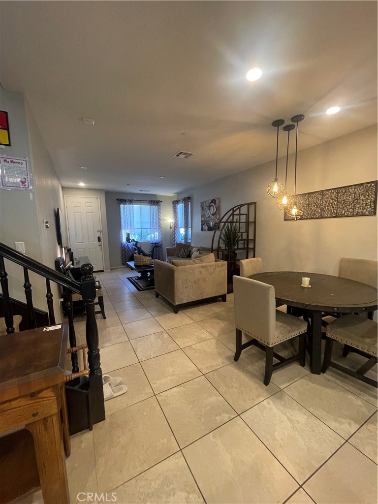 MLS #SW25174701 image #2