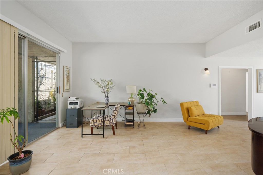 MLS #SW25177363 image #3