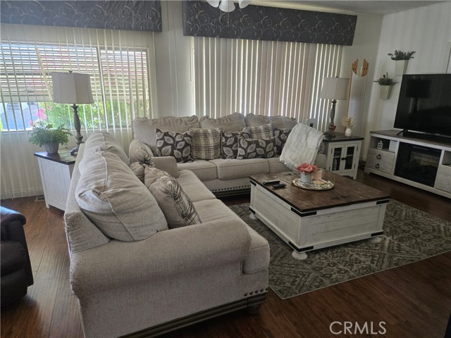 MLS #SW25180445 image #4