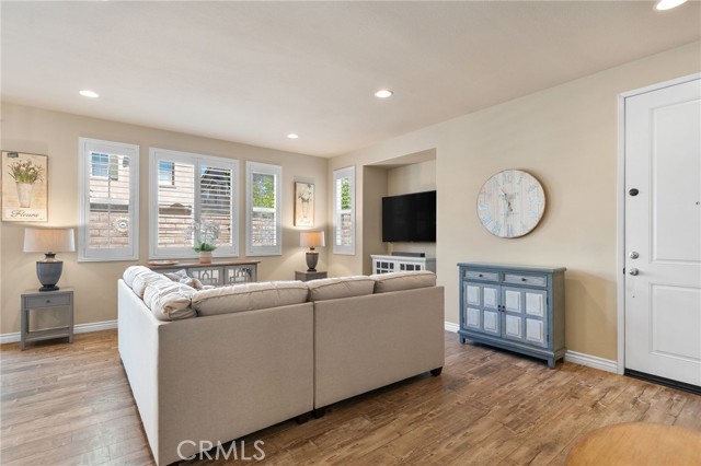 MLS #SW25185377 image #2