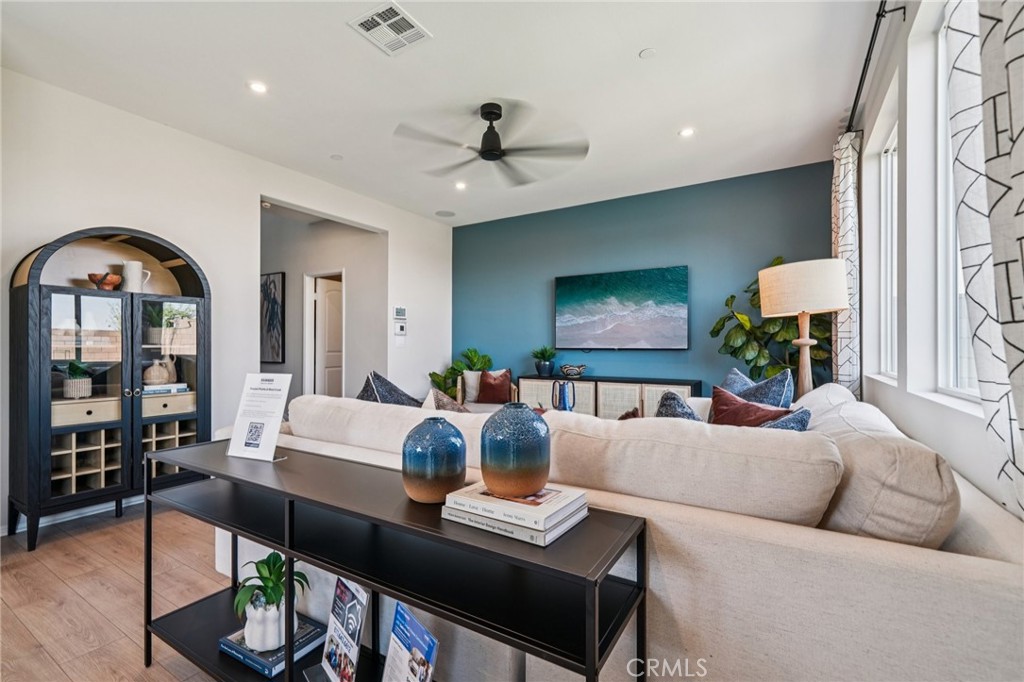 MLS #SW25188005 image #3