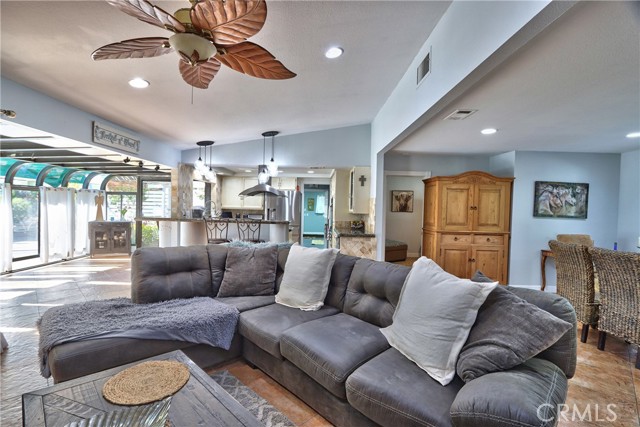 MLS #SW25188473 image #3