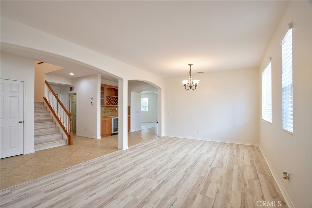 MLS #SW25193105 image #8