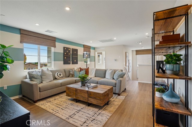 MLS #SW25198174 image #1