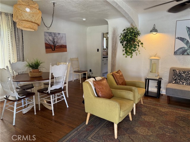 MLS #SW25202396 image #2