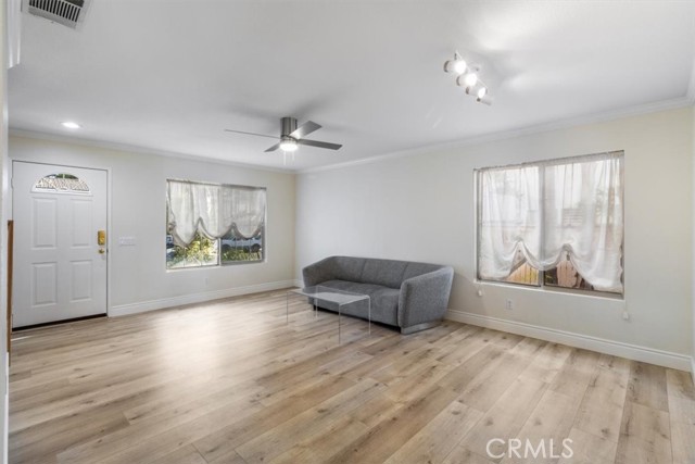 MLS #SW25210171 image #4