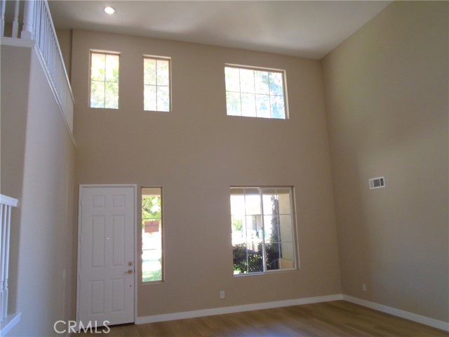 MLS #SW25214104 image #1