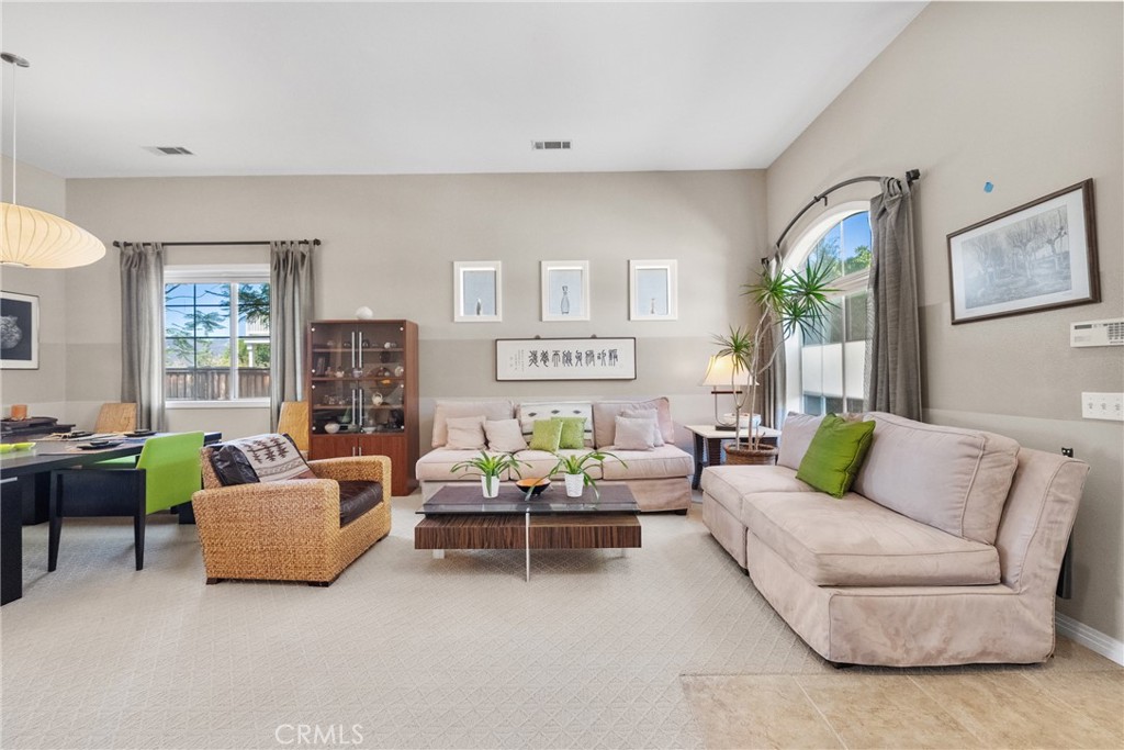 MLS #SW25214290 image #2