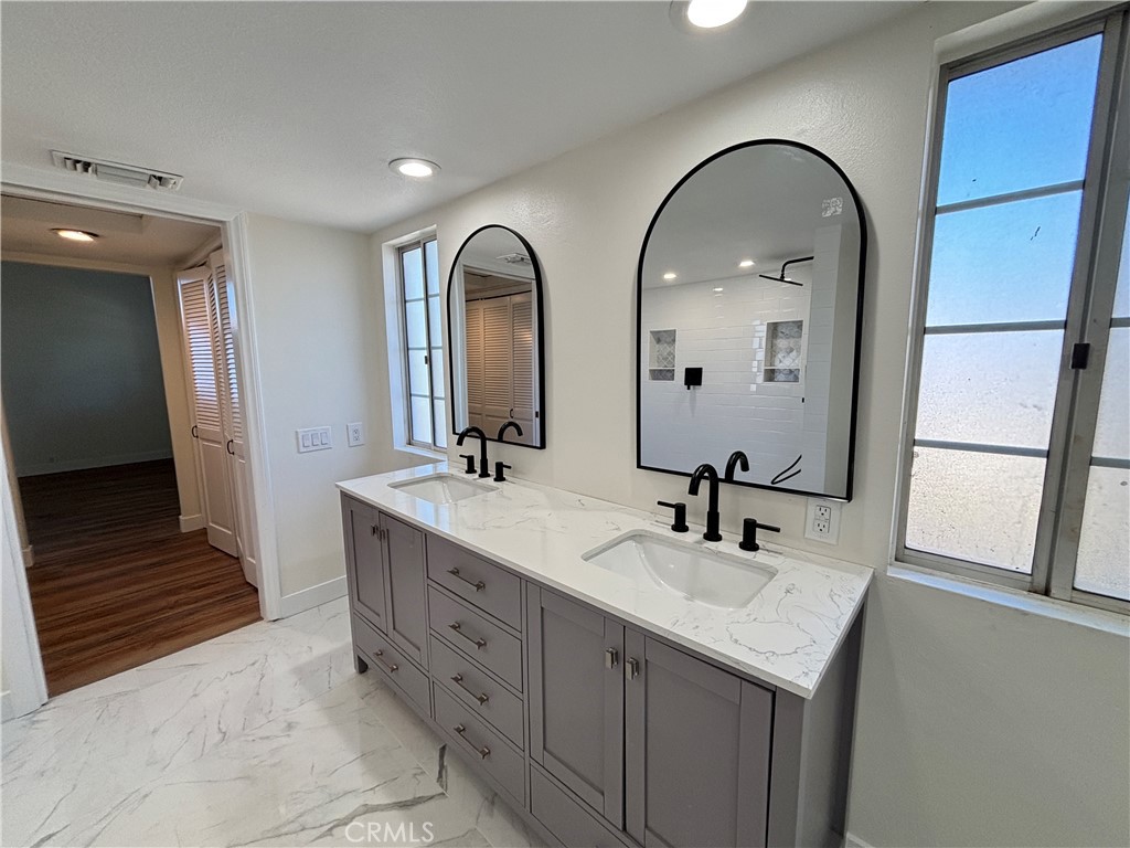 MLS #SW25217031 image #8