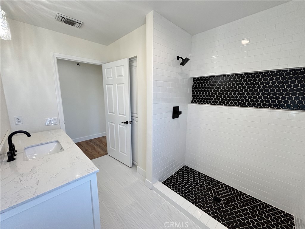 MLS #SW25217031 image #9