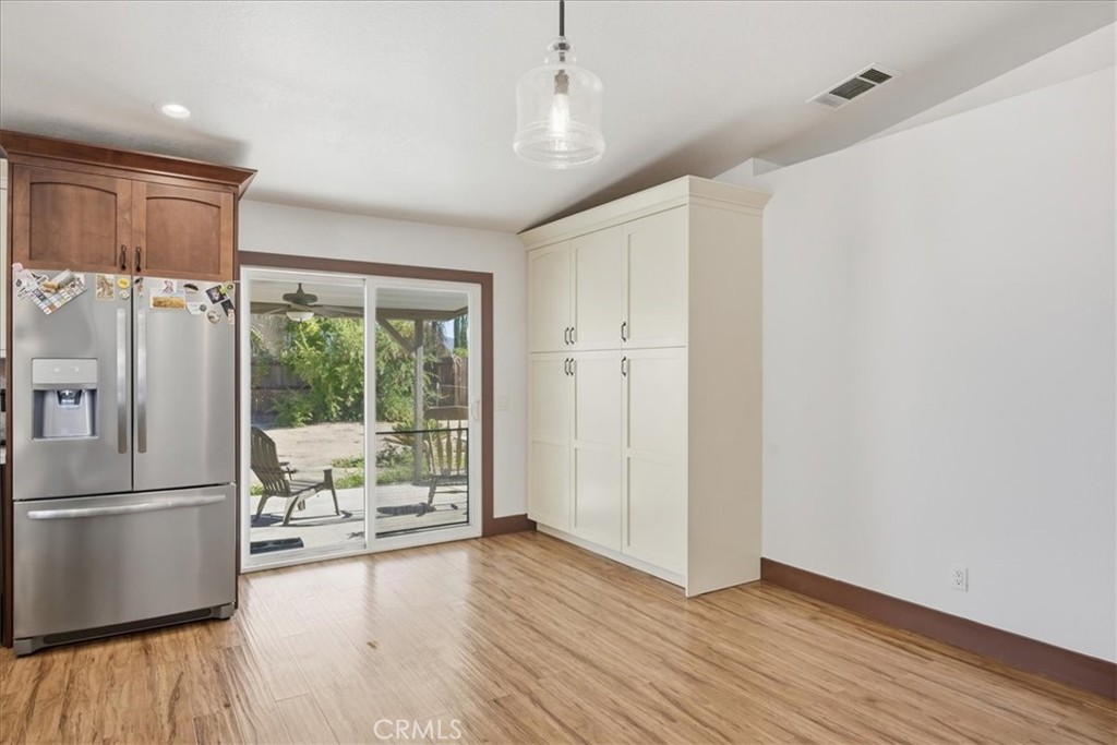 MLS #SW25219003 image #5