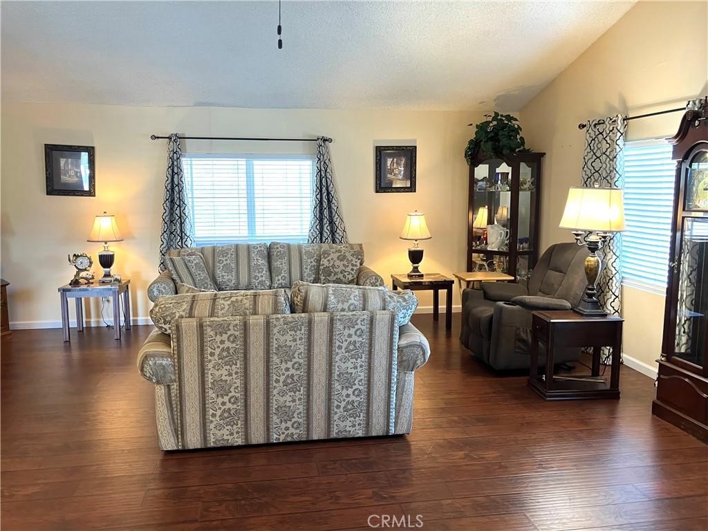 MLS #SW25230682 image #3