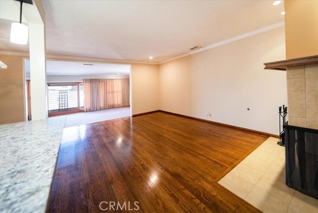 MLS #SW25231412 image #9