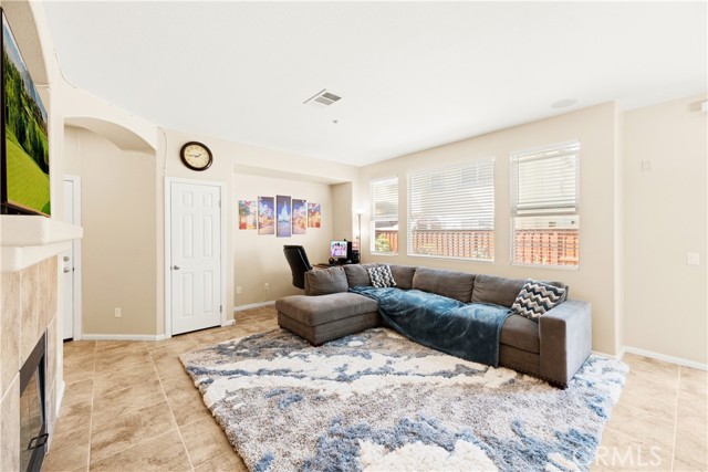 MLS #SW25231893 image #4