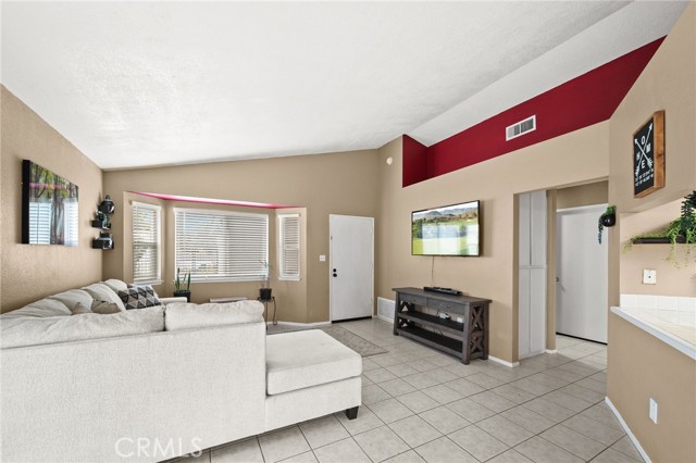 MLS #SW25236983 image #1