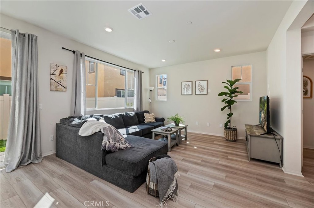 MLS #SW25237558 image #8