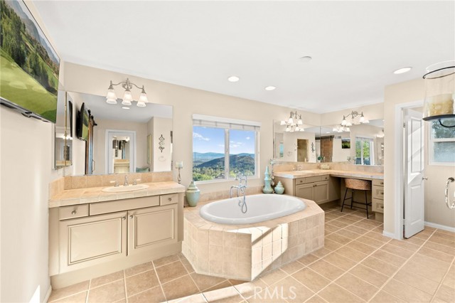 MLS #SW25238367 image #35