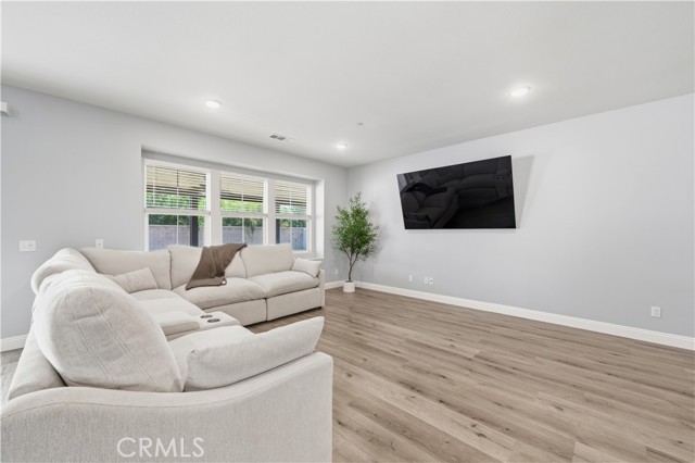 MLS #SW25239012 image #9