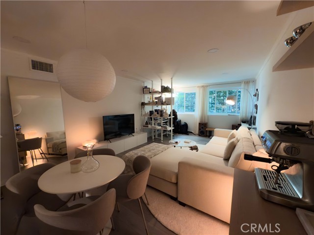 MLS #SW25239188 image #1