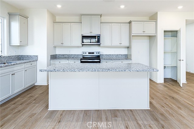 MLS #SW25240780 image #1