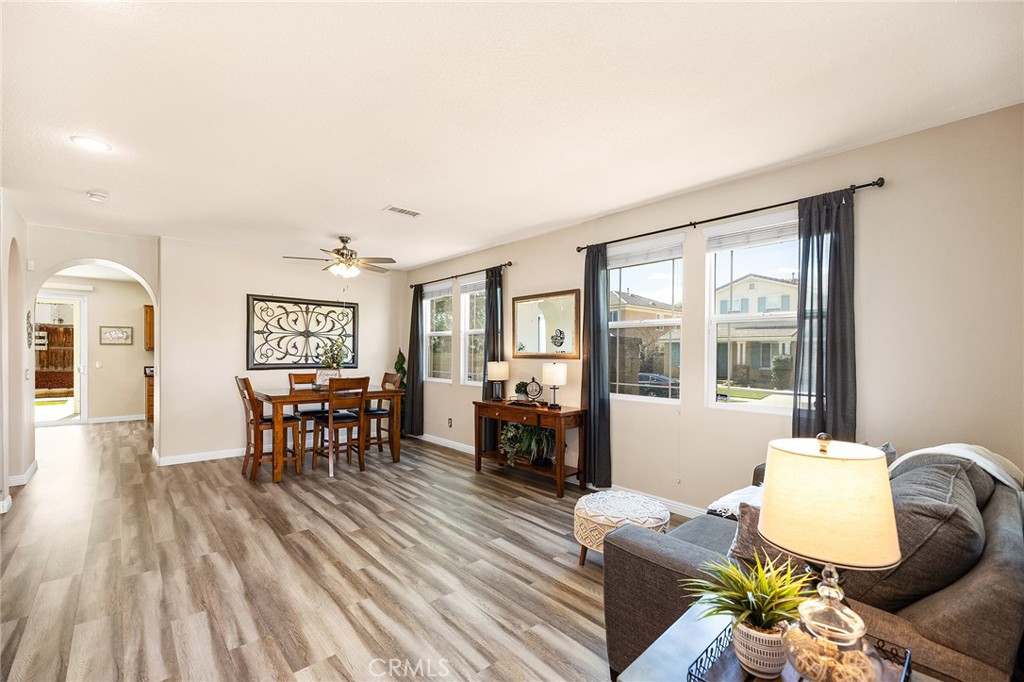 MLS #SW25240934 image #2