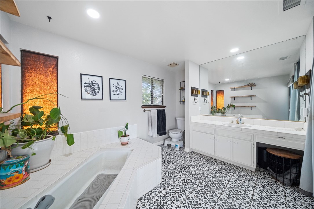 MLS #SW25241327 image #30