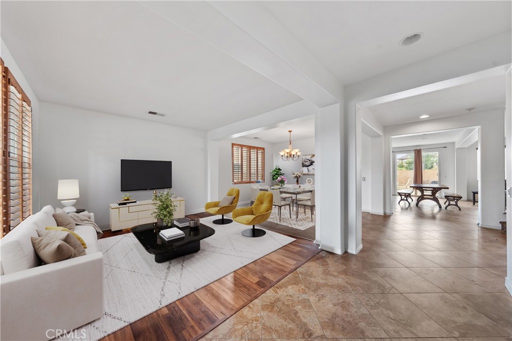 MLS #SW25241541 image #4