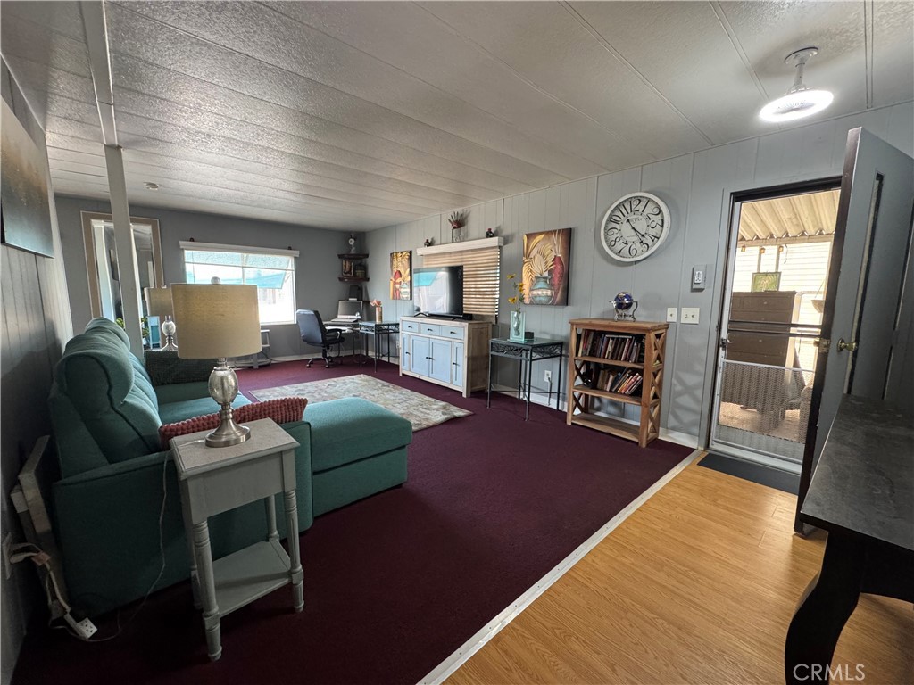 MLS #SW25242509 image #1