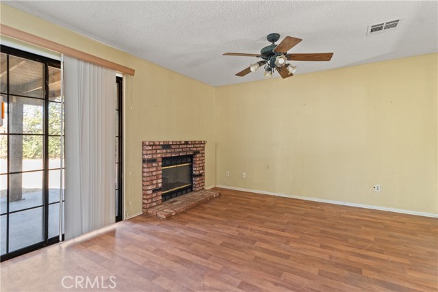 MLS #SW25243590 image #9