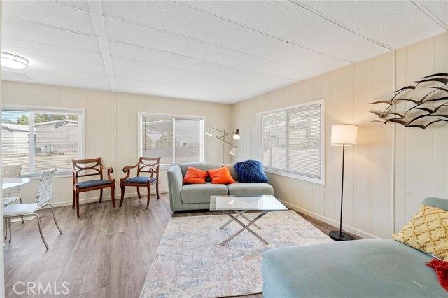 MLS #SW25244011 image #4