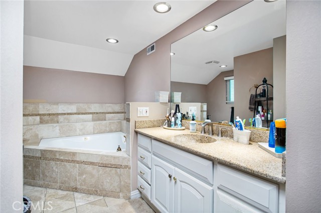 MLS #SW25246001 image #30