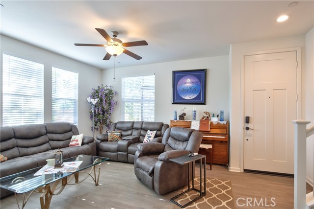 MLS #SW25246504 image #9