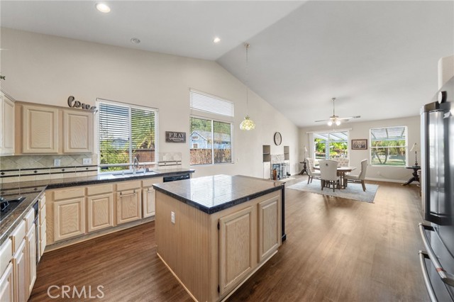 MLS #SW25247825 image #25