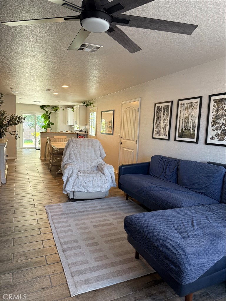 MLS #SW25250099 image #5