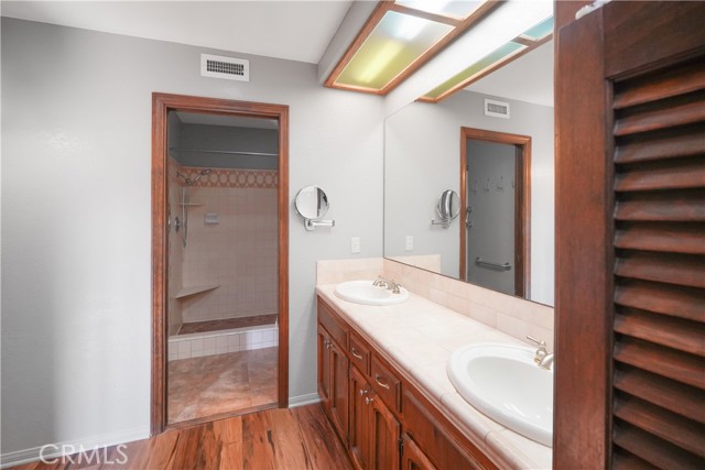 MLS #SW25250113 image #13