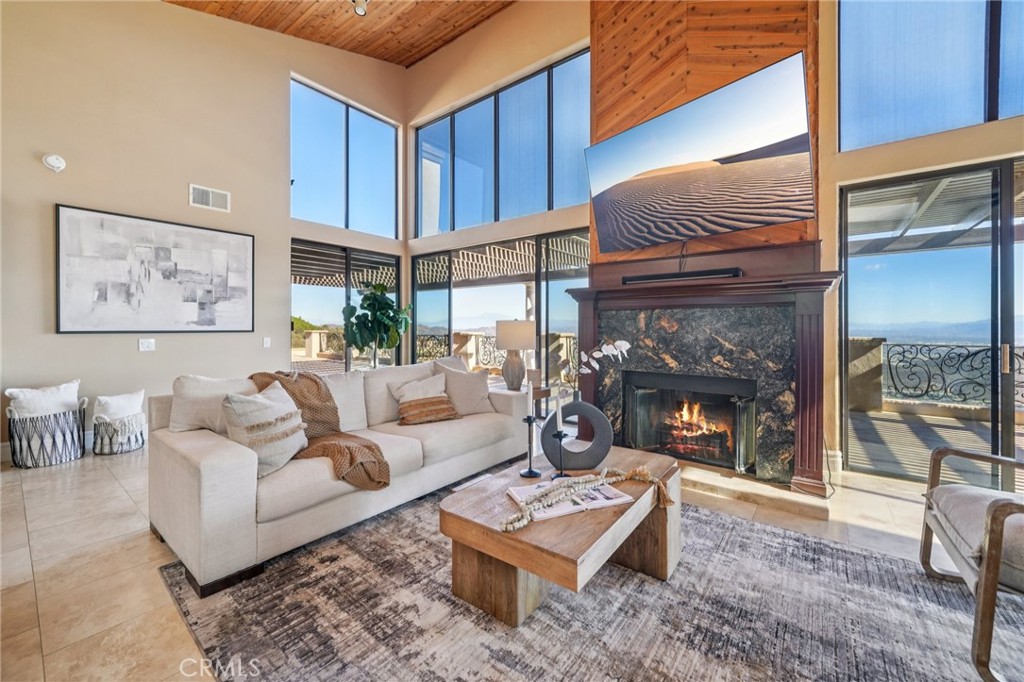 MLS #SW25251070 image #9