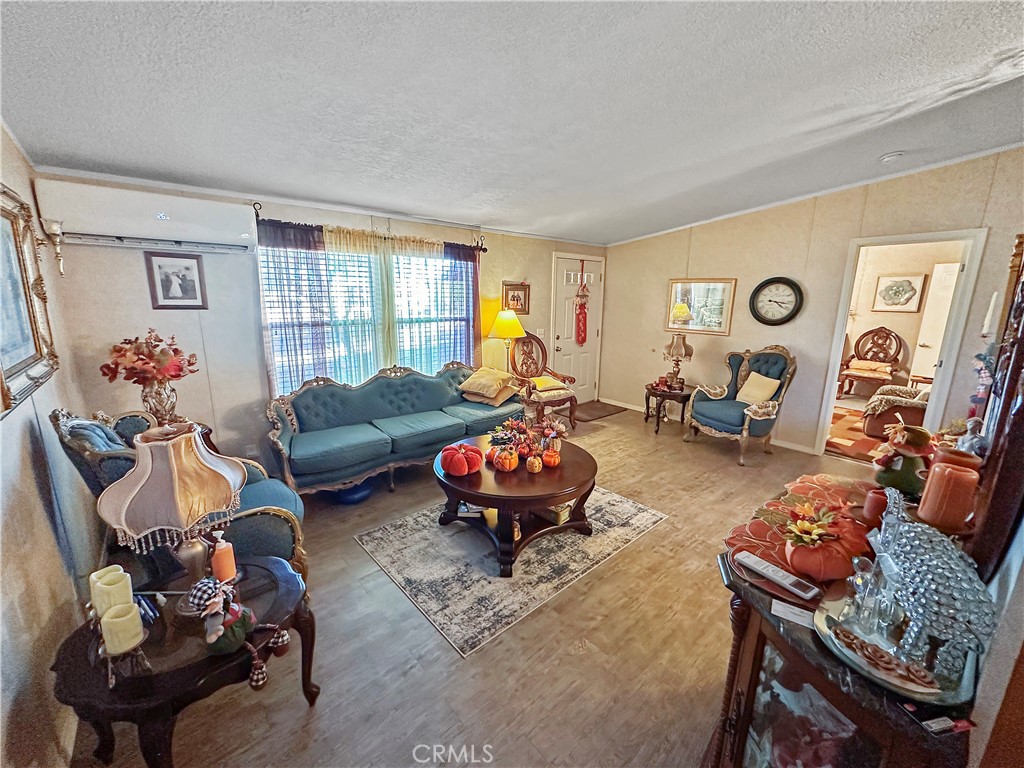 MLS #SW25251341 image #1